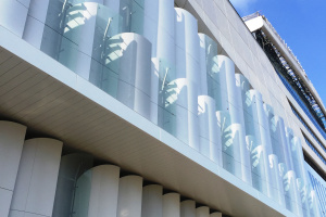 Právě jsme dokončili montáž posledních prosklených shellů - 1