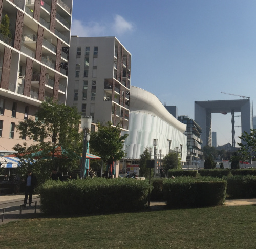 Image: Arena Nanterre – la fabrication des écailles est terminée